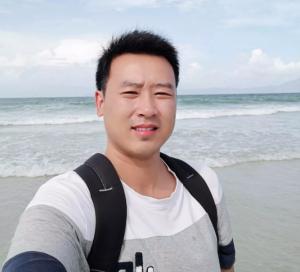 【感動(dòng)青峰人物第二期】奉獻(xiàn)青峰，無(wú)怨無(wú)悔 ——感動(dòng)青峰人物之劉磊建